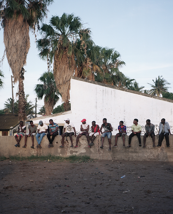 SimonHegerKnudsen-Ball-Photography-itsnicethat-03