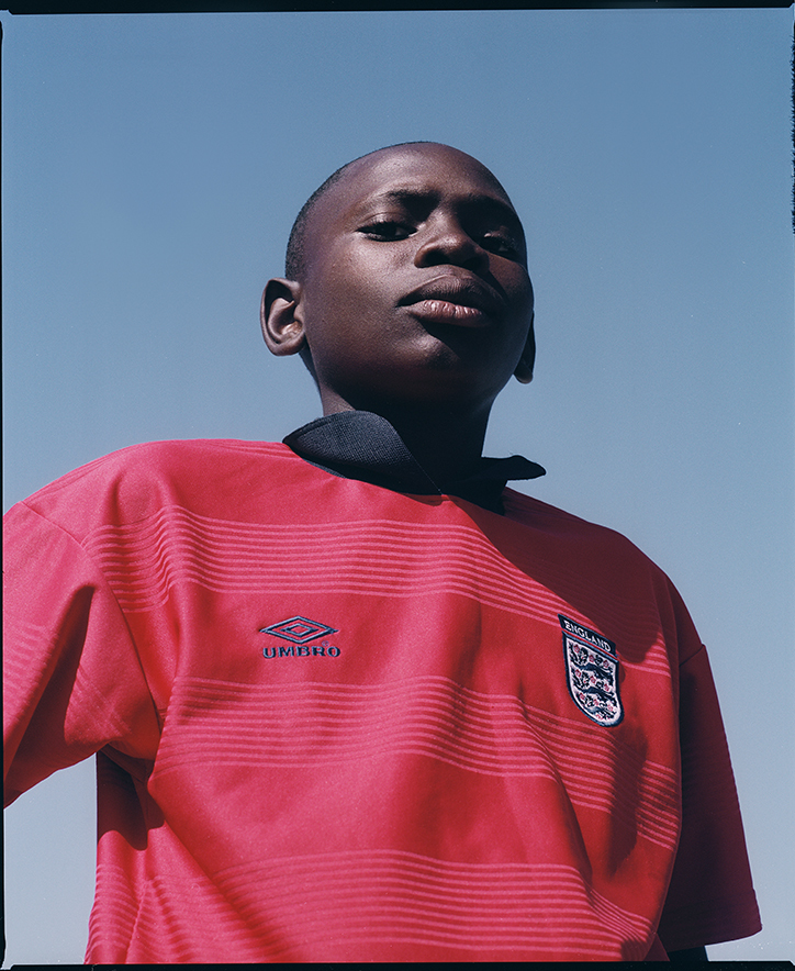 SimonHegerKnudsen-Ball-Photography-itsnicethat-07