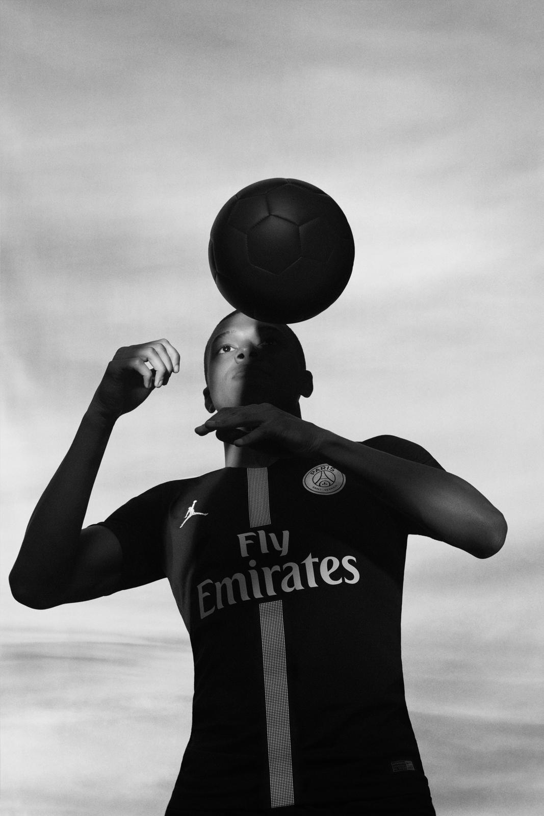 Jordan_Brand__Paris_Saint-Germain_as_its_First-Ever_Football_Club_Soccer_41_81759