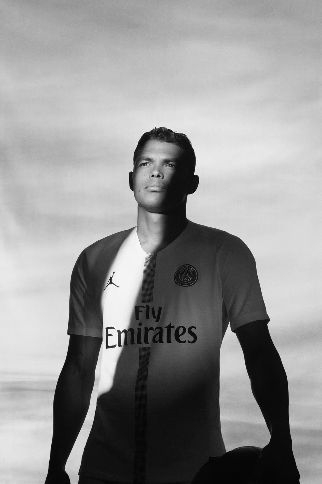 Jordan_Brand__Paris_Saint-Germain_as_its_First-Ever_Football_Club_Soccer_45_81764