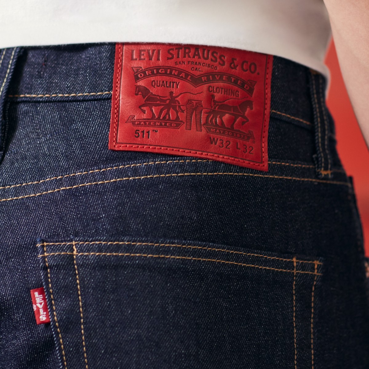 liverpool fc levis 3