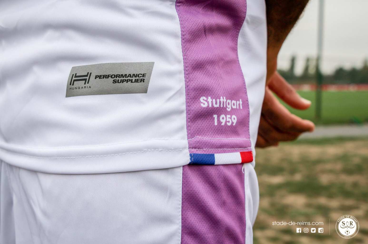 stade-de-reims-18-19-third-kit (5)