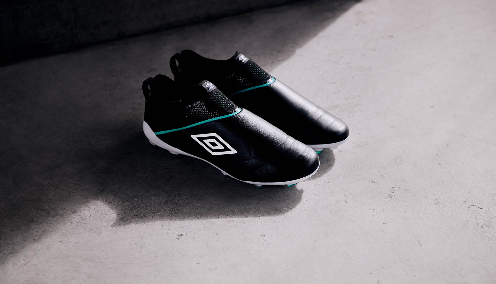 umbro-medusae-3_0008_umbro_medusae_3_elite_3