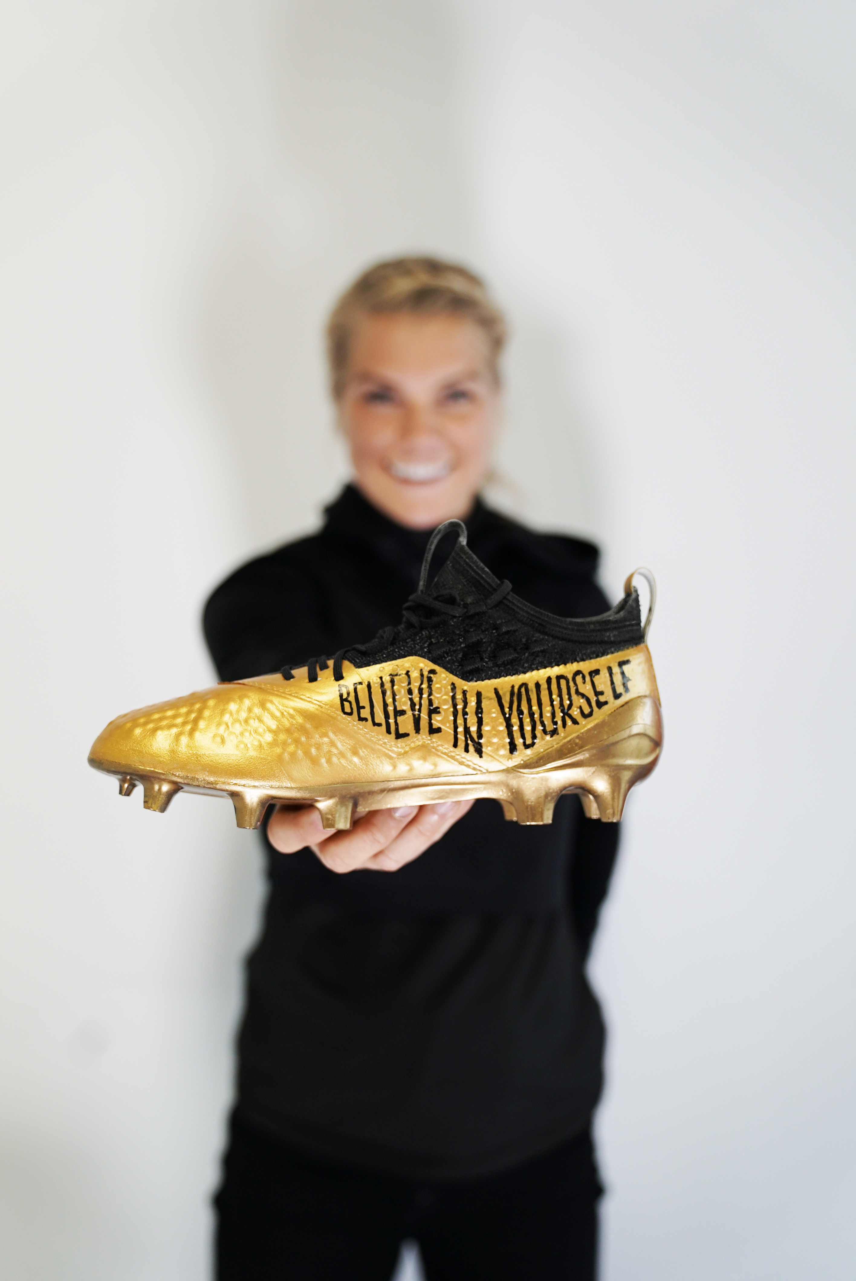 Lenders Magazine - Ada Hegerberg 4