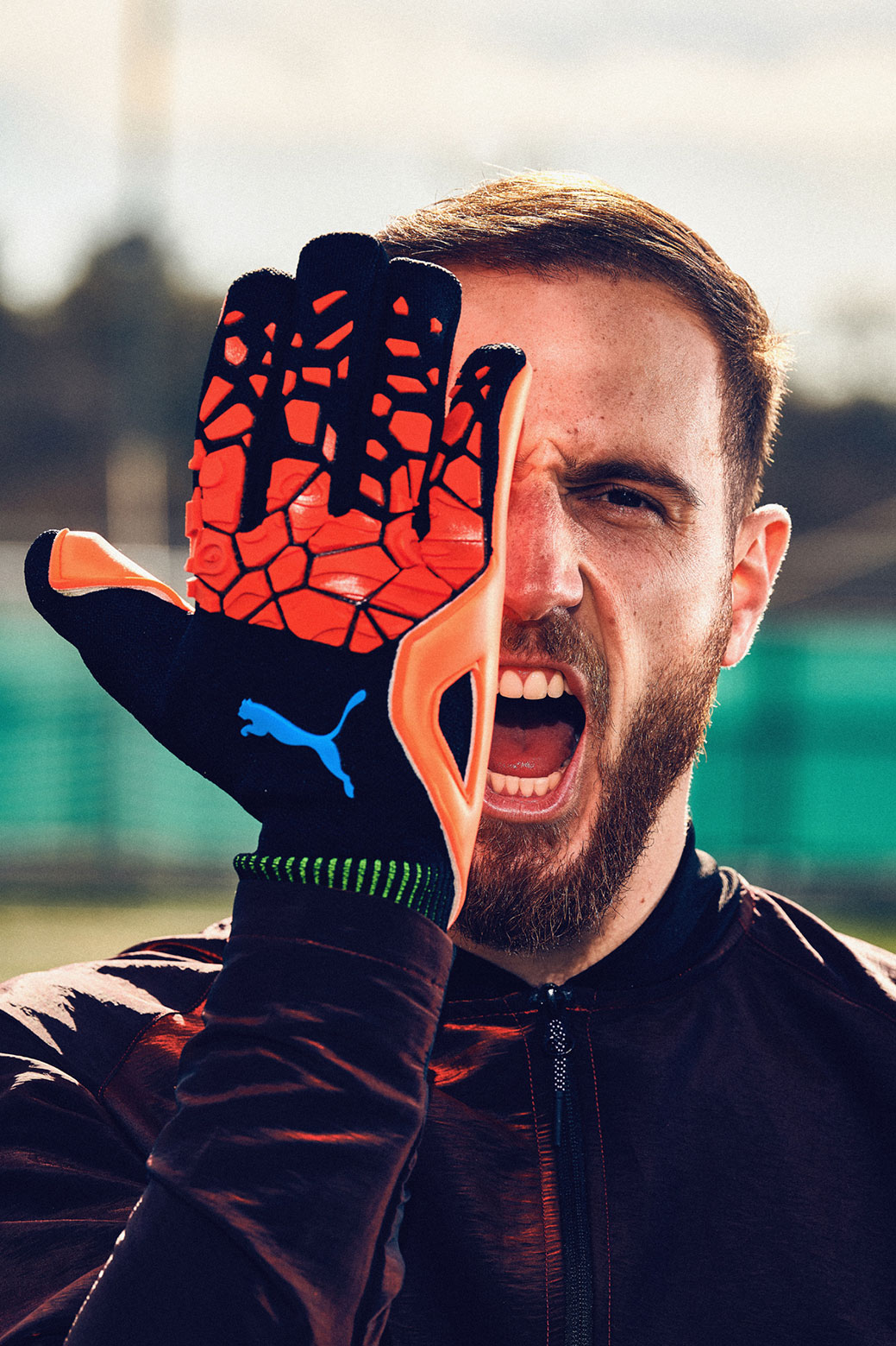 19SS_Social_TS_Football_Q1_Jan-Oblak_Announcement_11