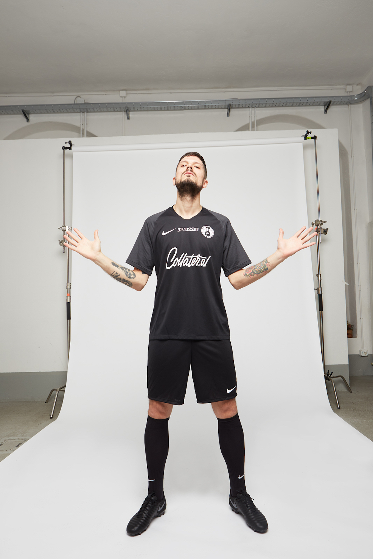 Lenders Magazine - Calcetto Eleganza Nike kits 10