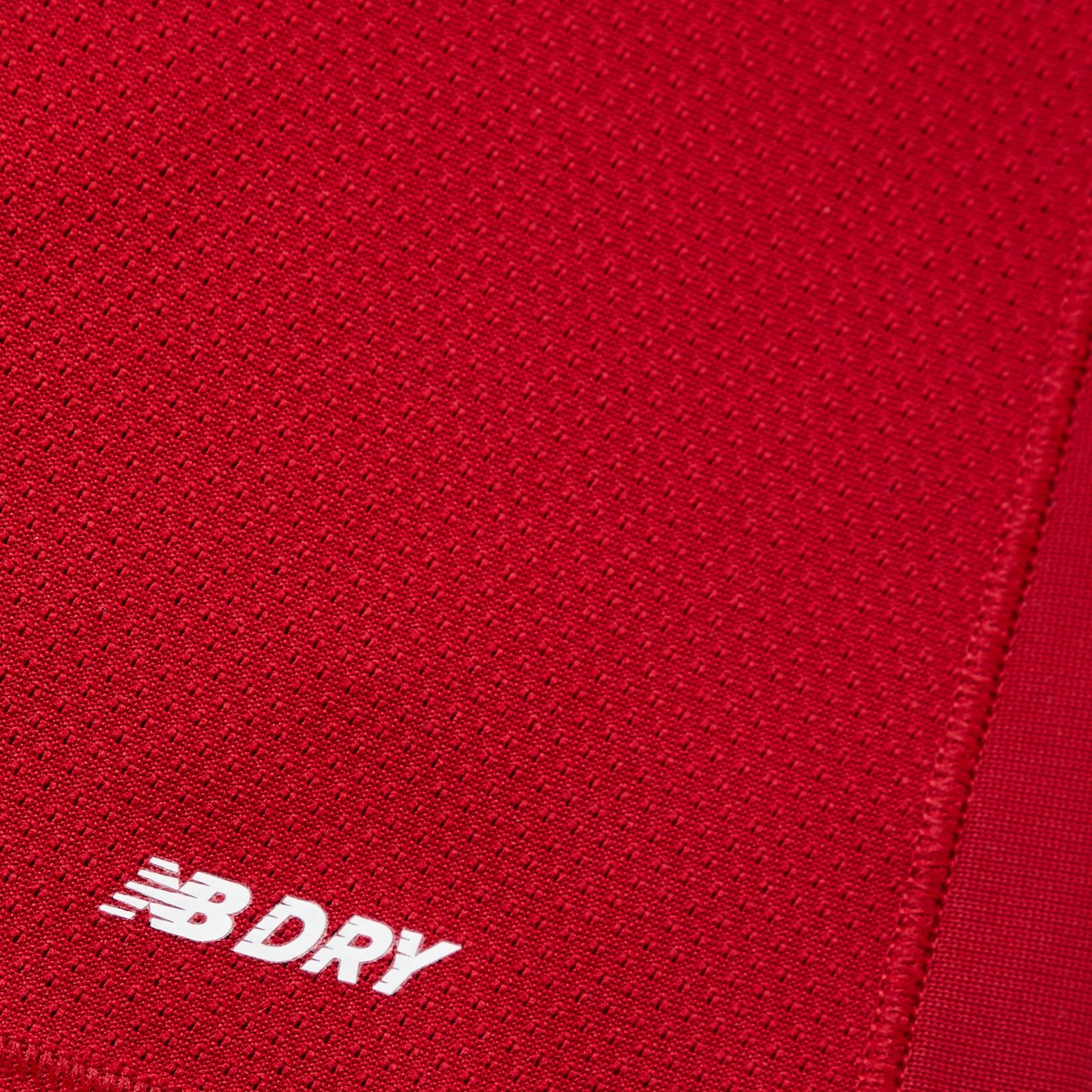 Lenders Magazine - Liverpool FC 2019:20 home kit - 5