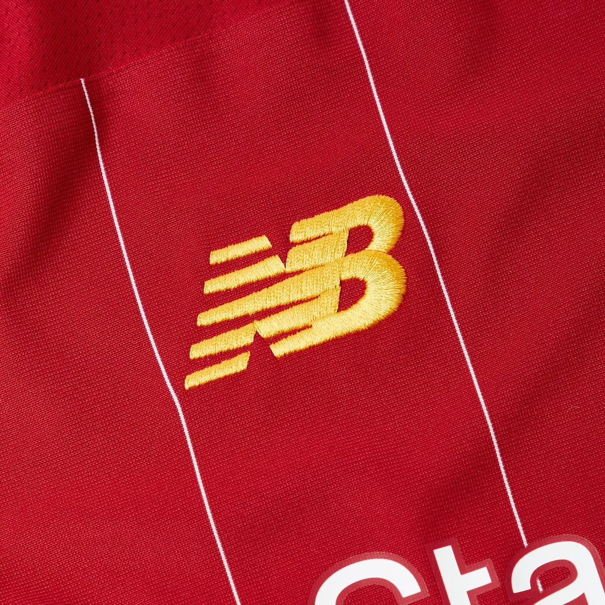 Lenders Magazine - Liverpool FC 2019:20 home kit - 6