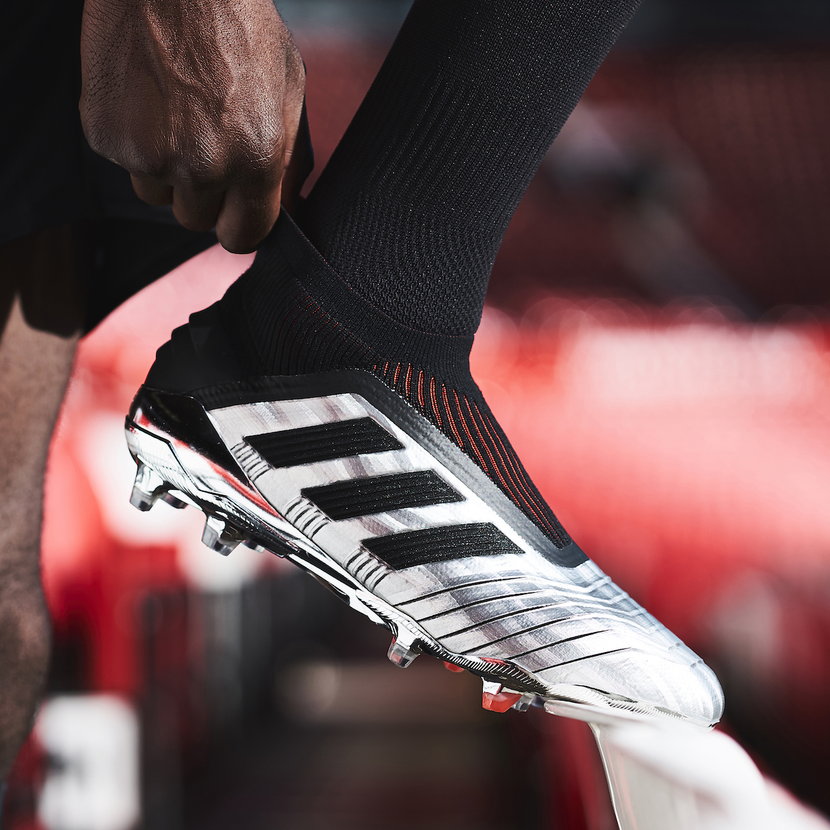 Lenders Magazine - PREDATOR adidas 4