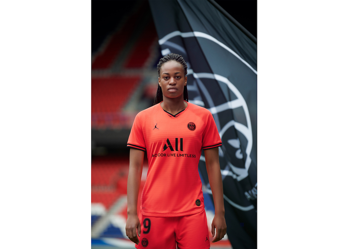 Lenders Magazine - PSG Jordan Brand away kit 2019 - 9