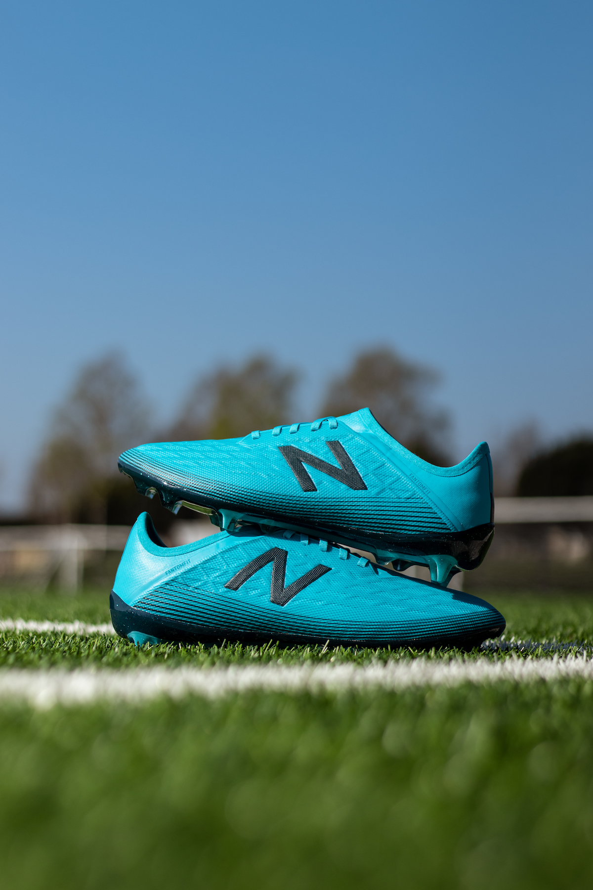 Lenders Magazine - Tekela v2 y Furon v5 New Balance 3