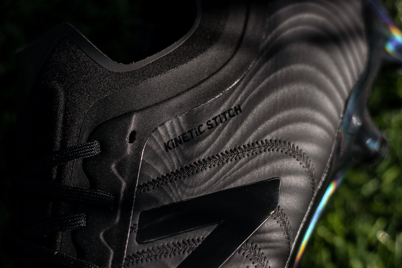 New-Balance-Black-32