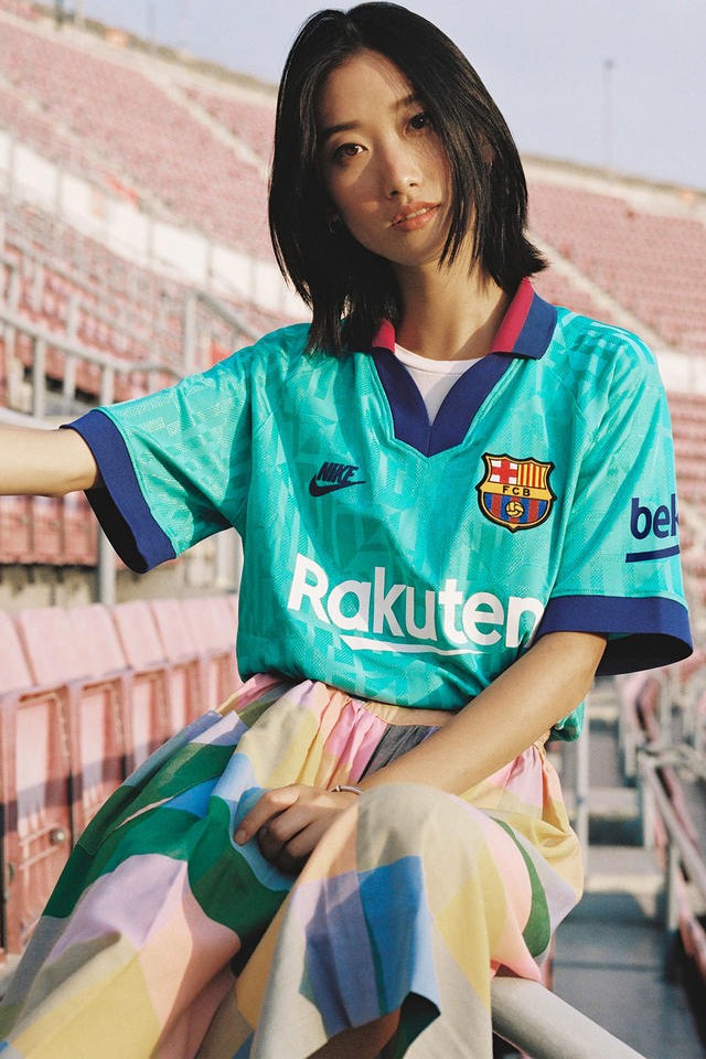 Lenders Magazine - FC Barcelona Third Kit 2